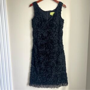 Cartise Black Floral Apllique V-neck Dress With Ruffle Hemline Women's‎ Size 8